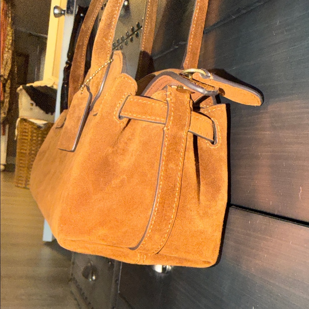 Coach Empire 34 Suede Shoulder Bag Classic Dark Brown Suede LIKE NEW AUTHENTIC ✨ - Picture 4 of 16
